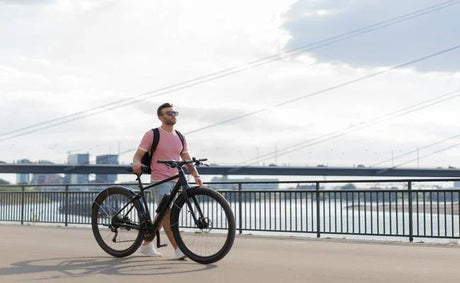 Bicicleta eléctrica urbana ligera o con más par: ¿qué conviene para tu trayecto?