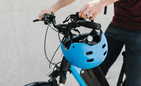 Guía de bicicleta eléctrica plegable ligera