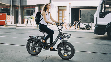 Cómo elegir la mejor bicicleta electrica plegable para tu vida urbana